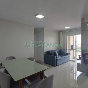 Apto Mobiliado com 56m², 2 dormitórios, 1 vaga, no bairro Panazzolo em Caxias do Sul para Comprar