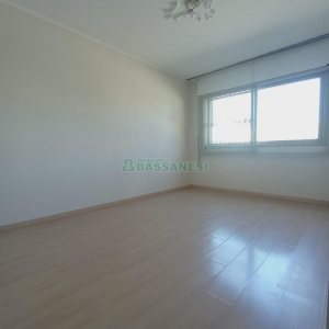 Apartamento com 86m², 3 dormitórios, 1 vaga, no bairro São Pelegrino em Caxias do Sul para Alugar