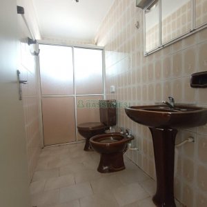 Apartamento com 86m², 3 dormitórios, 1 vaga, no bairro São Pelegrino em Caxias do Sul para Alugar