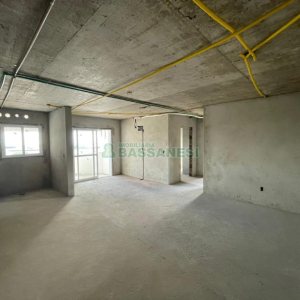 Apartamento com 87m², 2 dormitórios, 2 vagas, no bairro Petrópolis em Caxias do Sul para Comprar