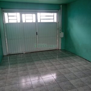Casa com 188m², 2 dormitórios, 1 vaga, no bairro Santa Fé em Caxias do Sul para Comprar
