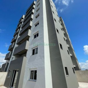 Apartamento com 77m², 2 dormitórios, 2 vagas, no bairro Petrópolis em Caxias do Sul para Comprar