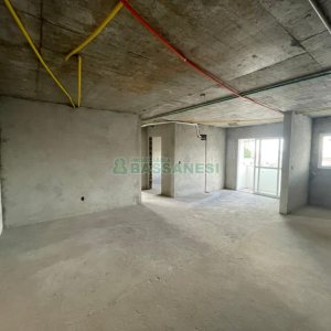 Apartamento com 77m², 2 dormitórios, 2 vagas, no bairro Petrópolis em Caxias do Sul para Comprar