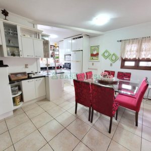 Casa Comercial com 165m², 3 dormitórios, no bairro Bela Vista em Caxias do Sul para Alugar