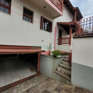 Casa Comercial com 165m², 3 dormitórios, no bairro Bela Vista em Caxias do Sul para Alugar