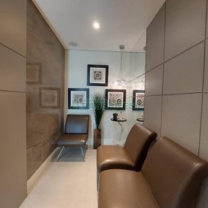 Sala Mobiliada com 48m², 1 vaga, no bairro Centro em Caxias do Sul para Alugar