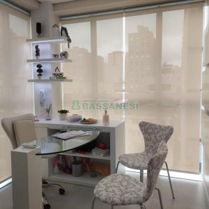 Sala Mobiliada com 48m², 1 vaga, no bairro Centro em Caxias do Sul para Alugar