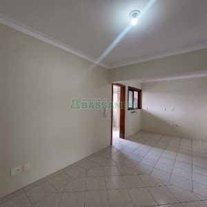Apartamento com 110m², 3 dormitórios, 1 vaga, no bairro São Pelegrino em Caxias do Sul para Alugar