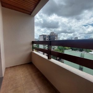 Apartamento com 110m², 3 dormitórios, 1 vaga, no bairro São Pelegrino em Caxias do Sul para Alugar