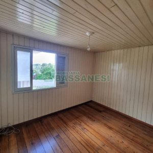 Casa com 120m², 4 dormitórios, 2 vagas, no bairro São Luiz em Caxias do Sul para Comprar