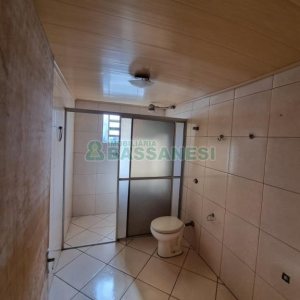 Casa com 120m², 4 dormitórios, 2 vagas, no bairro São Luiz em Caxias do Sul para Comprar