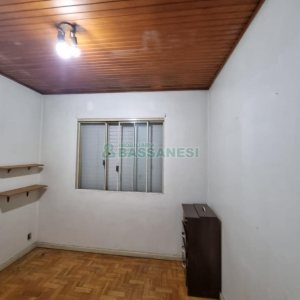 Casa com 200m², 3 dormitórios, 2 vagas, no bairro Pio X em Caxias do Sul para Comprar
