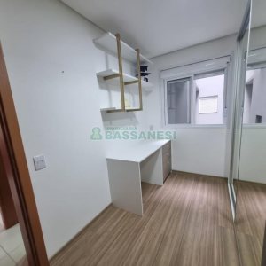 Apto Mobiliado com 68m², 2 dormitórios, 1 vaga, no bairro Nossa Senhora da Saúde em Caxias do Sul para Alugar