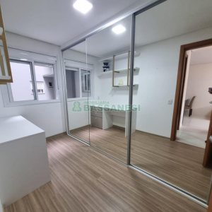Apto Mobiliado com 68m², 2 dormitórios, 1 vaga, no bairro Nossa Senhora da Saúde em Caxias do Sul para Alugar