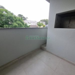 Apto Mobiliado com 68m², 2 dormitórios, 1 vaga, no bairro Nossa Senhora da Saúde em Caxias do Sul para Alugar