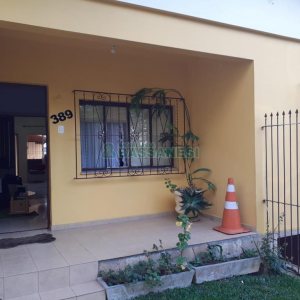 Casa com 110m², 3 dormitórios, 1 vaga, no bairro Cristo Redentor em Caxias do Sul para Comprar