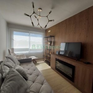 Apto Mobiliado com 47m², 1 dormitório, 1 vaga, no bairro Madureira em Caxias do Sul para Alugar