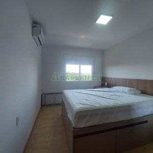 Apto Mobiliado com 47m², 1 dormitório, 1 vaga, no bairro Madureira em Caxias do Sul para Alugar