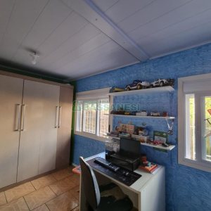 Casa com 192m², 3 dormitórios, 4 vagas, no bairro Desvio Rizzo em Caxias do Sul para Comprar