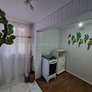 Casa com 118m², 4 dormitórios, no bairro Kayser em Caxias do Sul para Comprar
