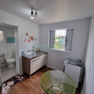 Casa com 118m², 4 dormitórios, no bairro Kayser em Caxias do Sul para Comprar