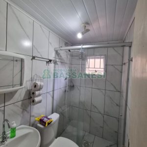 Casa com 118m², 4 dormitórios, no bairro Kayser em Caxias do Sul para Comprar