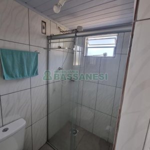 Casa com 118m², 4 dormitórios, no bairro Kayser em Caxias do Sul para Comprar