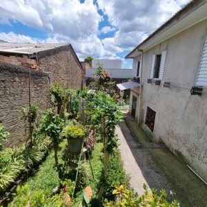 Casa com 118m², 4 dormitórios, no bairro Kayser em Caxias do Sul para Comprar