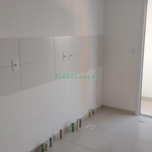 Apartamento com 55m², 2 dormitórios, 1 vaga, no bairro Vila Verde em Caxias do Sul para Comprar