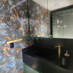 Apartamento com 49m², 1 dormitório, 1 vaga, no bairro Lourdes em Caxias do Sul para Comprar