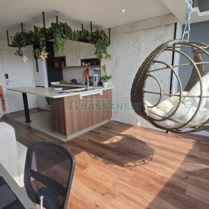 Apartamento com 49m², 1 dormitório, 1 vaga, no bairro Lourdes em Caxias do Sul para Comprar