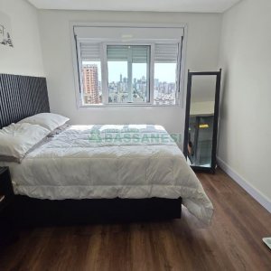 Apartamento com 49m², 1 dormitório, 1 vaga, no bairro Lourdes em Caxias do Sul para Comprar