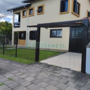 Casa com 132m², 3 dormitórios, 2 vagas, no bairro Desvio Rizzo em Caxias do Sul para Comprar