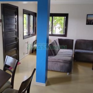 Casa com 132m², 3 dormitórios, 2 vagas, no bairro Desvio Rizzo em Caxias do Sul para Comprar