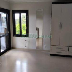 Casa com 132m², 3 dormitórios, 2 vagas, no bairro Desvio Rizzo em Caxias do Sul para Comprar