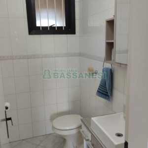 Casa com 132m², 3 dormitórios, 2 vagas, no bairro Desvio Rizzo em Caxias do Sul para Comprar