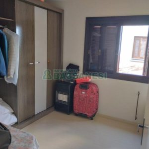 Casa com 132m², 3 dormitórios, 2 vagas, no bairro Desvio Rizzo em Caxias do Sul para Comprar