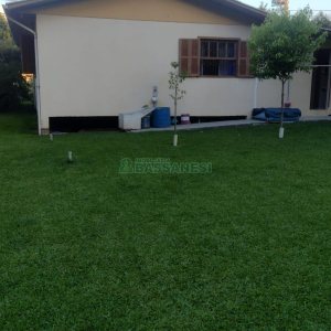 Casa com 116m², 3 dormitórios, 2 vagas, no bairro Vinhedos em Caxias do Sul para Comprar