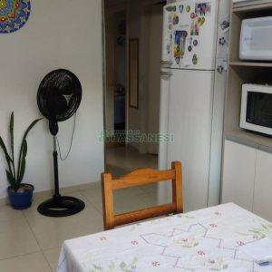 Casa com 116m², 3 dormitórios, 2 vagas, no bairro Vinhedos em Caxias do Sul para Comprar