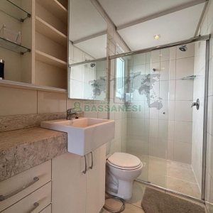 Apto Mobiliado com 82m², 2 dormitórios, 2 vagas, no bairro Lourdes em Caxias do Sul para Alugar