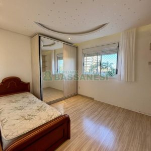 Apto Mobiliado com 114m², 3 dormitórios, 2 vagas, no bairro Madureira em Caxias do Sul para Alugar ou Comprar