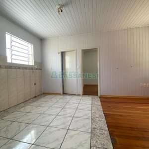 Casa com 161m², 4 dormitórios, 2 vagas, no bairro Rio Branco em Caxias do Sul para Comprar