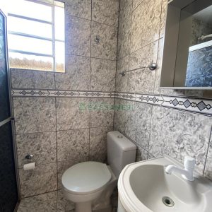 Casa com 161m², 4 dormitórios, 2 vagas, no bairro Rio Branco em Caxias do Sul para Comprar