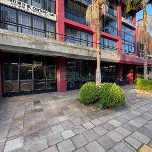 Loja com 518m², no bairro Rio Branco em Caxias do Sul para Alugar