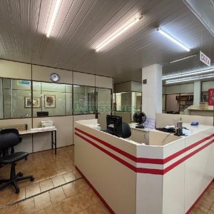 Loja com 518m², no bairro Rio Branco em Caxias do Sul para Alugar