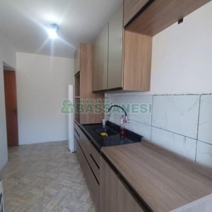 Apartamento com 72m², 2 dormitórios, 1 vaga, no bairro Lourdes em Caxias do Sul para Comprar
