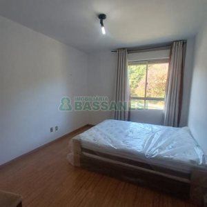 Apartamento com 72m², 2 dormitórios, 1 vaga, no bairro Lourdes em Caxias do Sul para Comprar