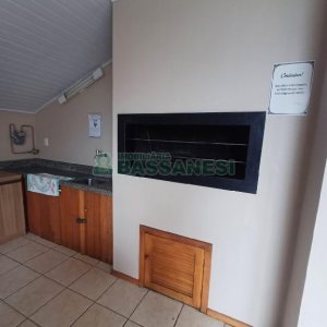 Apartamento com 72m², 2 dormitórios, 1 vaga, no bairro Lourdes em Caxias do Sul para Comprar