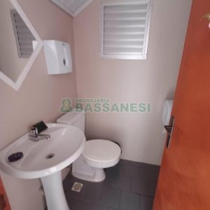 Apartamento com 72m², 2 dormitórios, 1 vaga, no bairro Lourdes em Caxias do Sul para Comprar