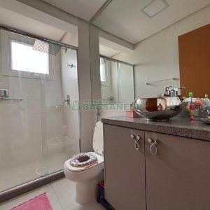 Apto Mobiliado com 100m², 2 dormitórios, 2 vagas, no bairro Jardim América em Caxias do Sul para Alugar